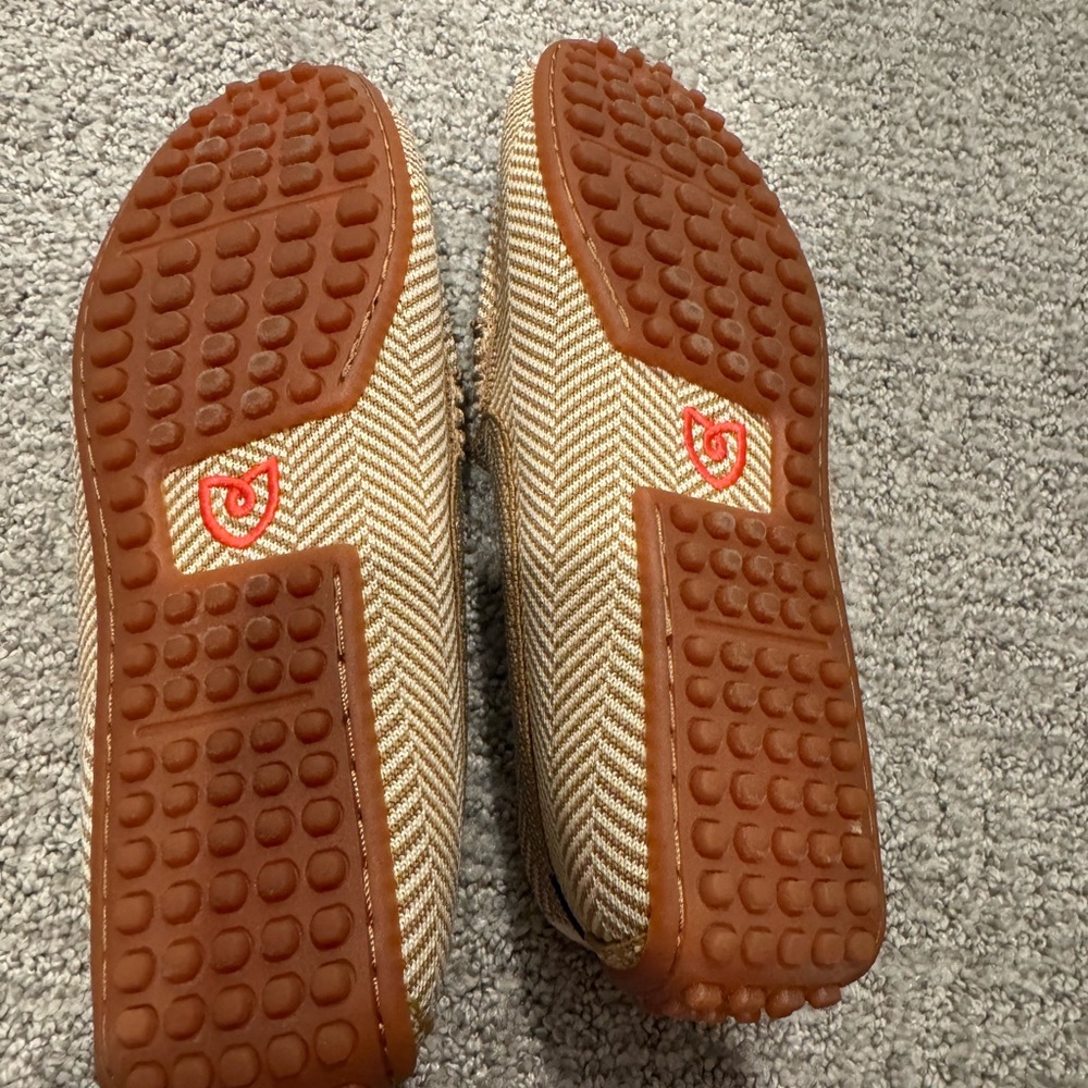 Rothy's Tan Chevron Penny Loafers with Coral Insoles - Picture 5 of 5